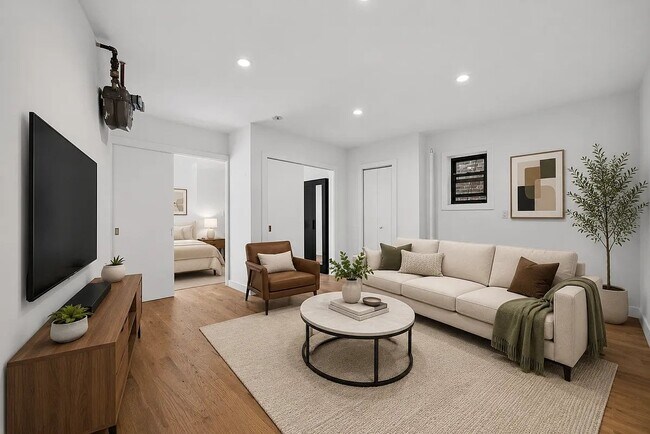 property at 406 W 39th St