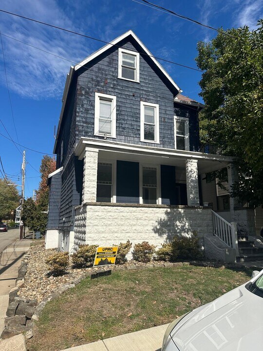5429 Potter St in Pittsburgh, PA - Building Photo