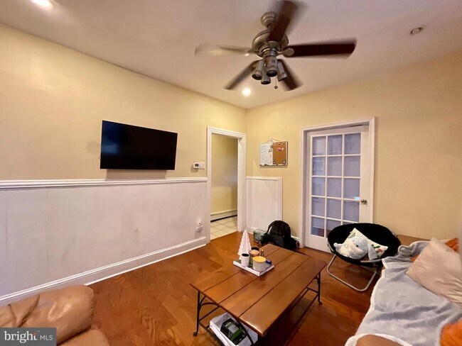 416 N 31st St in Philadelphia, PA - Building Photo - Building Photo