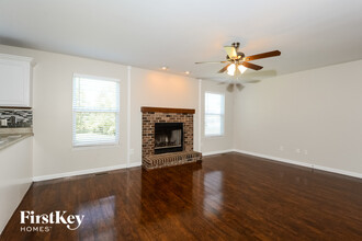 203 Dardenne Run Ct in O'Fallon, MO - Building Photo - Building Photo