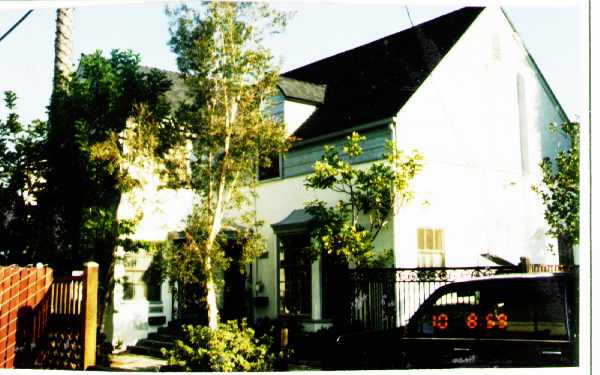 11163-11167 1/2 Charnock in Los Angeles, CA - Building Photo