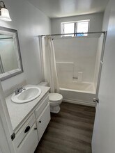 1816 Marshallfield Ln, Unit C in Redondo Beach, CA - Foto de edificio - Building Photo