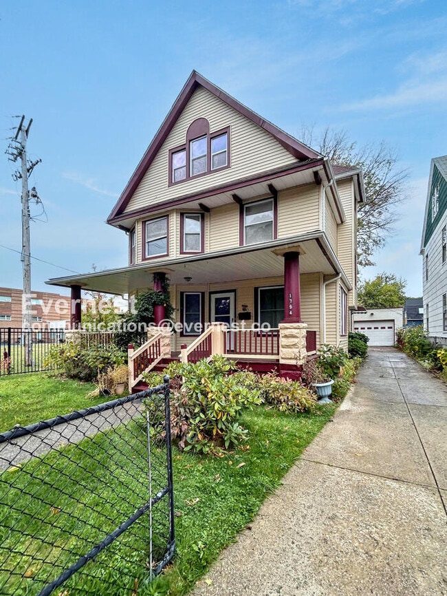 1794 W 54th St in Cleveland, OH - Building Photo - Building Photo