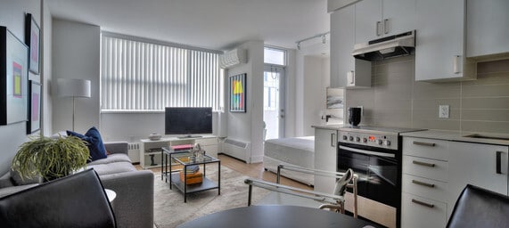 18 Brownlow in Toronto, ON - Building Photo - Building Photo