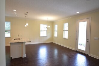 100 E Orlando St in Orlando, FL - Building Photo - Building Photo