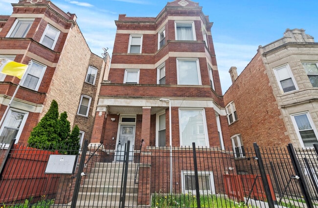 property at 1321 S Lawndale Ave