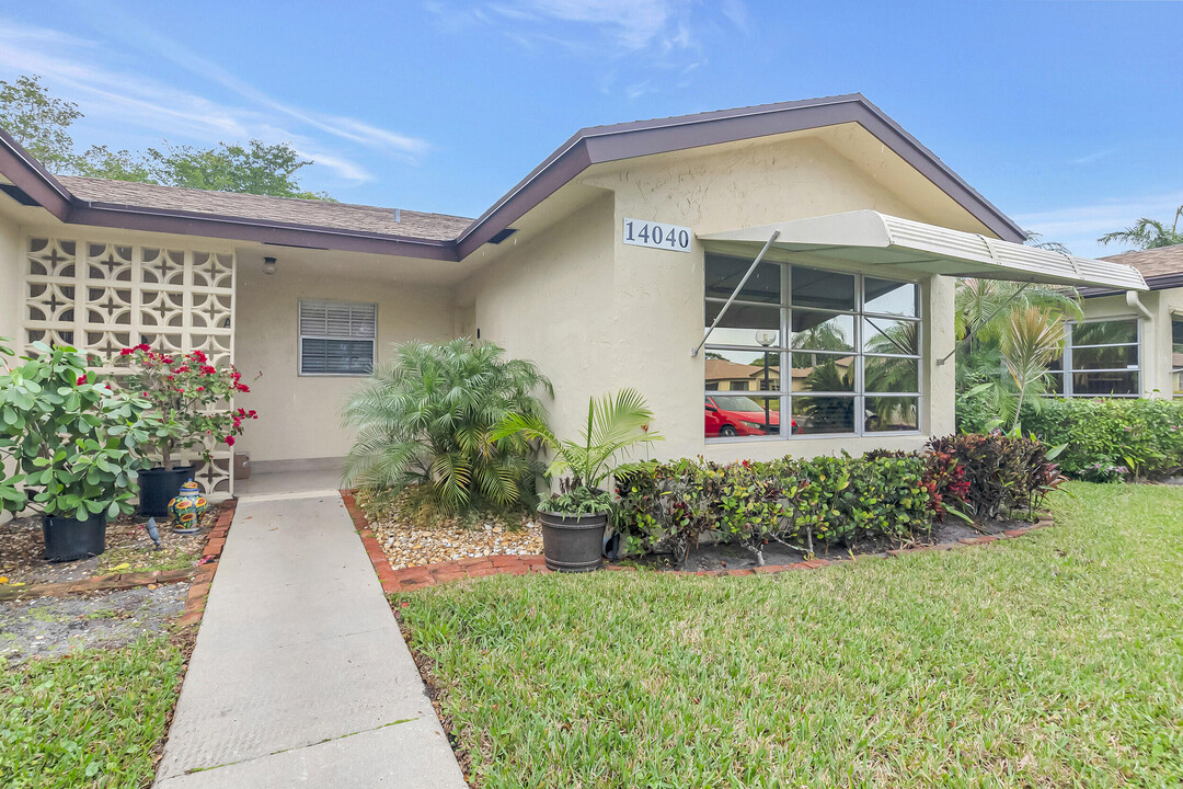 14040 Nesting Way in Delray Beach, FL - Foto de edificio