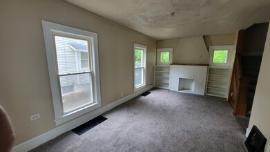 699 Noble Ave in Akron, OH - Building Photo - Building Photo