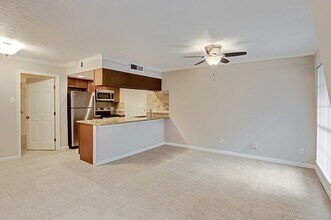 5151 Richmond Ave. in Houston, TX - Building Photo - Building Photo