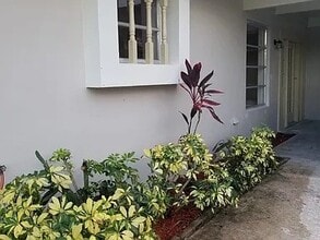 158 SE Lucero Dr in Port St. Lucie, FL - Foto de edificio - Building Photo