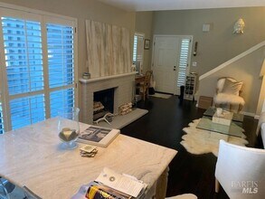 27 W Harbor Dr in Sausalito, CA - Building Photo - Building Photo