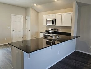 5451 Eldora Cv in Springdale, AR - Building Photo - Building Photo