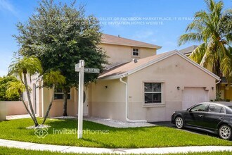 164 NW 207th Terrace in Pembroke Pines, FL - Building Photo - Building Photo