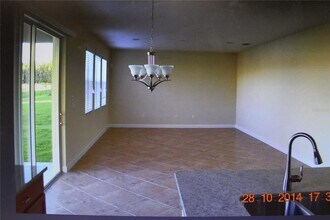 19347 Paddock View Dr in Tampa, FL - Building Photo - Building Photo