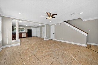 406 Texas St in Tomball, TX - Building Photo - Building Photo