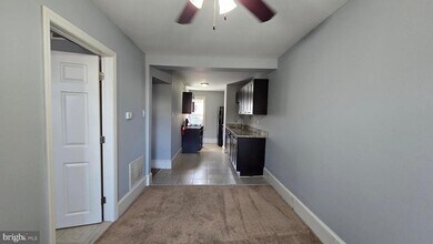 64 Simpson Ave in Pitman, NJ - Foto de edificio - Building Photo