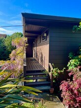 1216 Spruce St, Unit 1216-1/2SpruceS in Berkeley, CA - Foto de edificio - Building Photo
