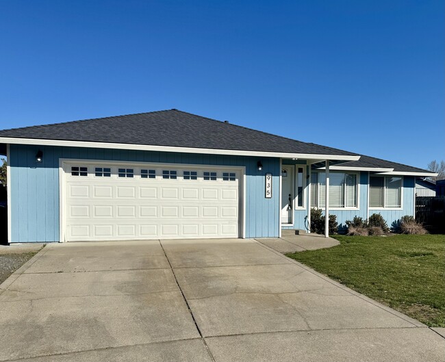 935 Fairfield Cir