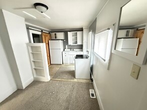 121 W Plymouth St in Bremen, IN - Building Photo - Building Photo