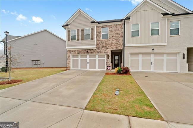 property at 5056 Silver Fox Trl