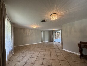 927 Lemon Bay Dr in Venice, FL - Building Photo - Building Photo