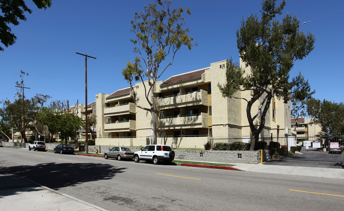 Grandview Terrace Apartments in Los Angeles, CA - Building Photo