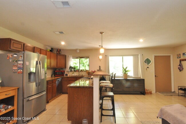 1318 Vancouver Ave SE in Palm Bay, FL - Building Photo - Building Photo