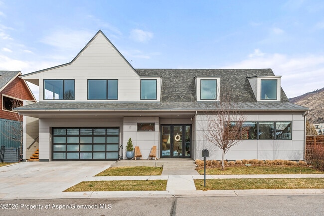 property at 113 Valley Ct