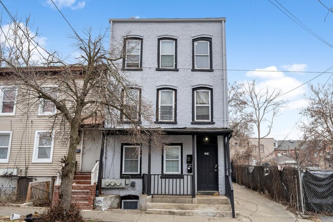 property at 174 W Parmenter St