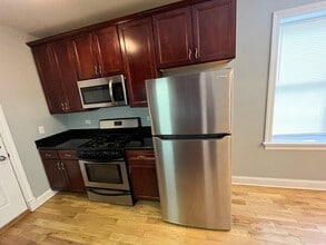 4558 W George St in Chicago, IL - Building Photo - Building Photo