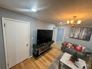 460 Ave E in Bayonne, NJ - Building Photo - Building Photo