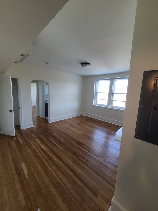 5040 New Hampshire Ave NW, Unit 307