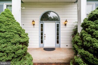 11821 Sinclair Ln in Manassas, VA - Building Photo - Building Photo