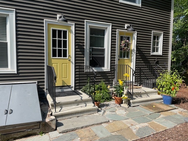 462 N Main St, Unit 2nd floor in Manchester, CT - Building Photo - Building Photo