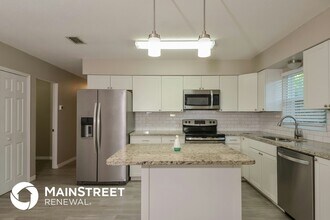 1222 24th Ave W in Palmetto, FL - Building Photo - Building Photo