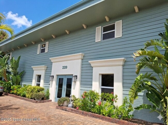 property at 220 Columbia Dr