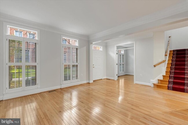 427 Park Ave in Falls Church, VA - Building Photo - Building Photo