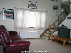 5 Sunnyside Ave in Hamden, CT - Building Photo