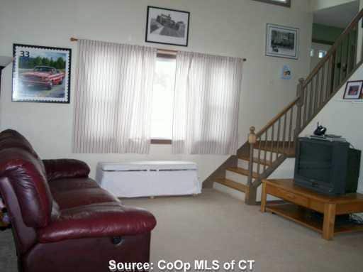 property at 5 Sunnyside Ave