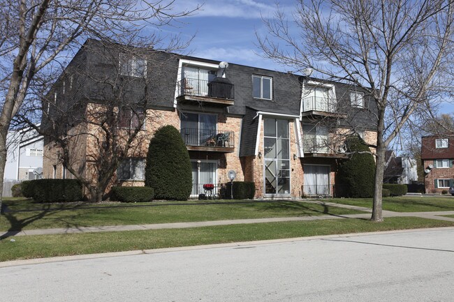 7108 166th St in Tinley Park, IL - Building Photo - Building Photo