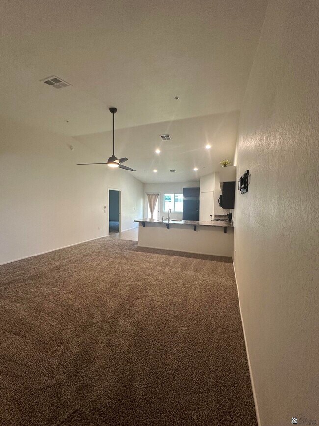 7362 E 37th Pl in Yuma, AZ - Building Photo - Building Photo