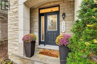 128 Lanark Ave in Ottawa, ON - Building Photo - Building Photo