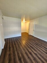 3607 Gum Rd in Portsmouth, VA - Building Photo - Building Photo
