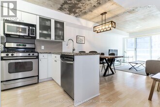 1005-1005 King St W in Toronto, ON - Building Photo - Building Photo