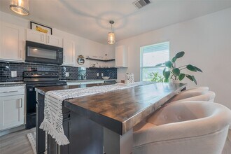 9923 Opal Stone Wy in Conroe, TX - Building Photo - Building Photo