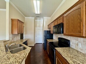 635 Park Ln in Hewitt, TX - Building Photo - Building Photo