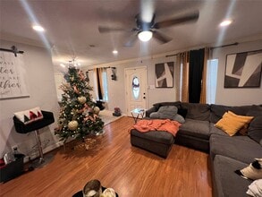 110 Gans St in Houston, TX - Building Photo - Building Photo