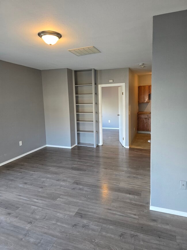 3310 6th Ave, Unit 2