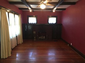 2815 E Vermont St in Indianapolis, IN - Building Photo