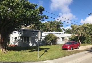 401-403 NE 14th Ave in Fort Lauderdale, FL - Building Photo - Other